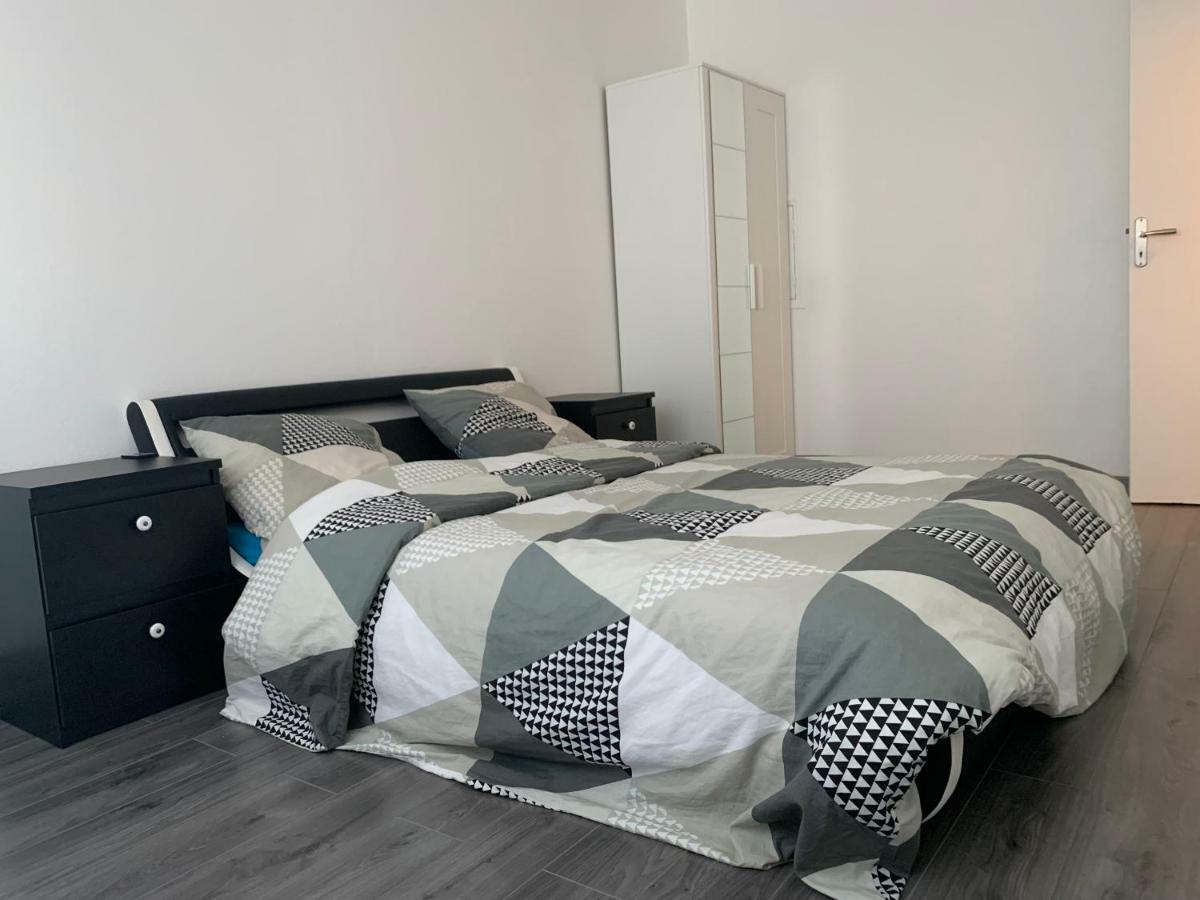Grand Appartement A Louer Vue Sur Seine Melun Dış mekan fotoğraf