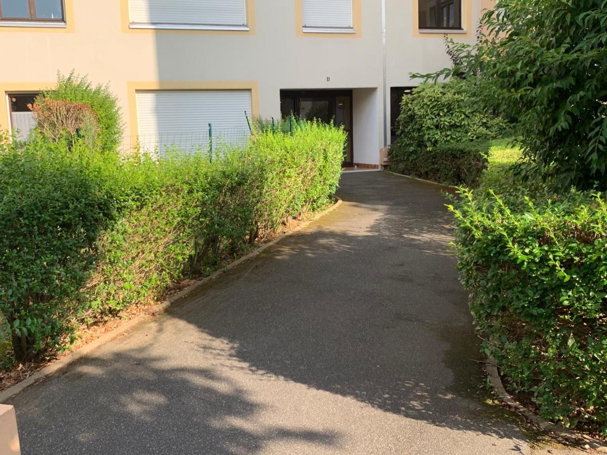 Grand Appartement A Louer Vue Sur Seine Melun Dış mekan fotoğraf